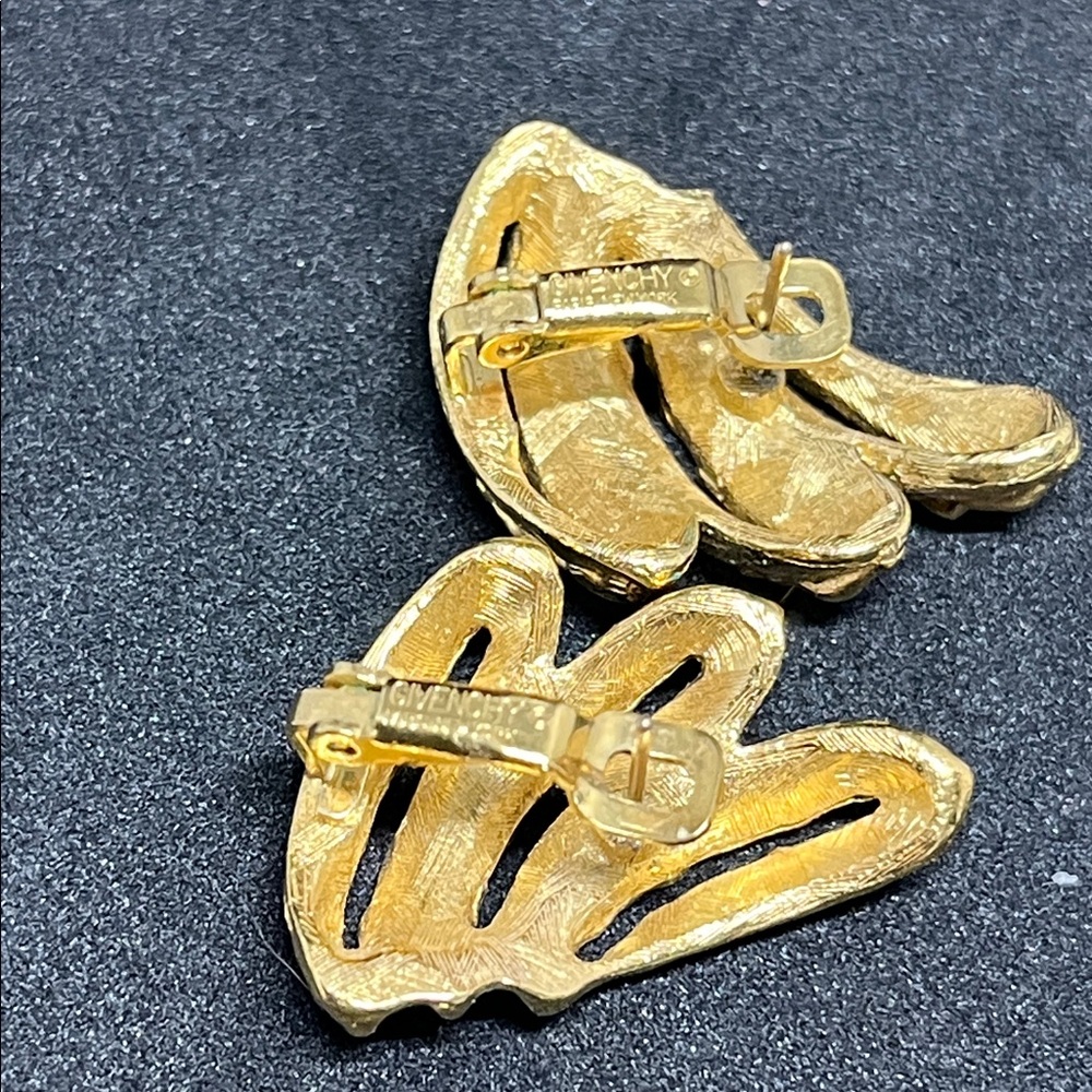 1594 Givenchy Gold Tone Abstract Wing Earrings - Picture 5 of 5